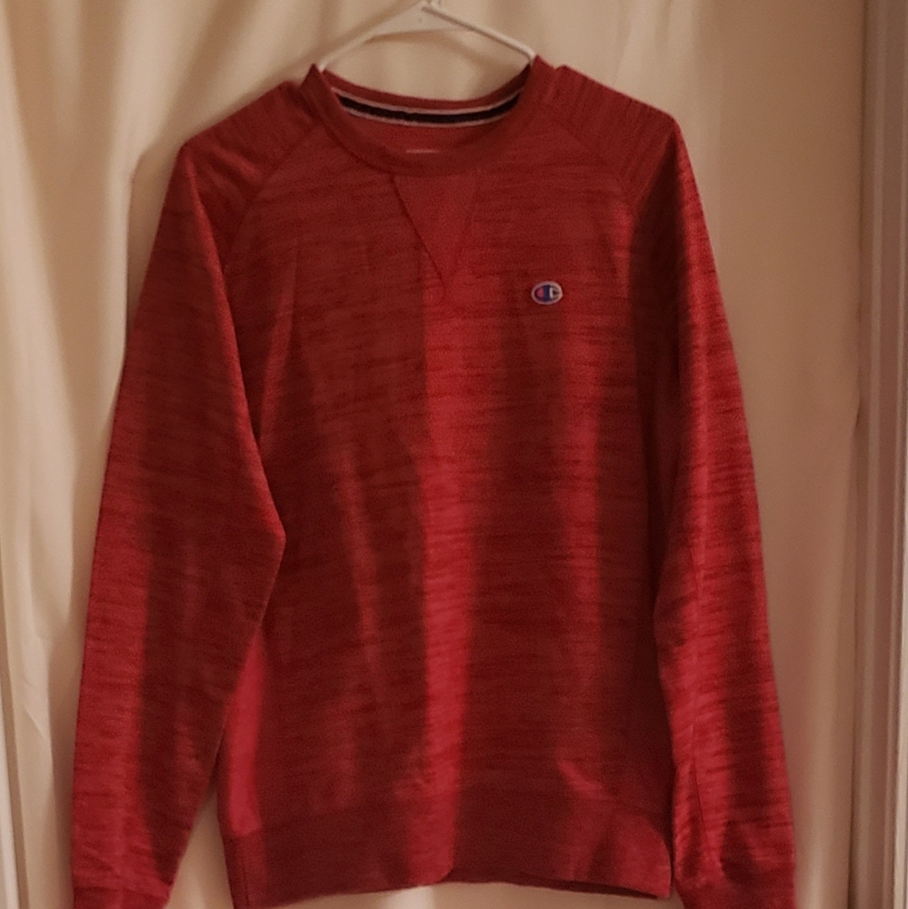 Champion  athlete  apparel pullover top